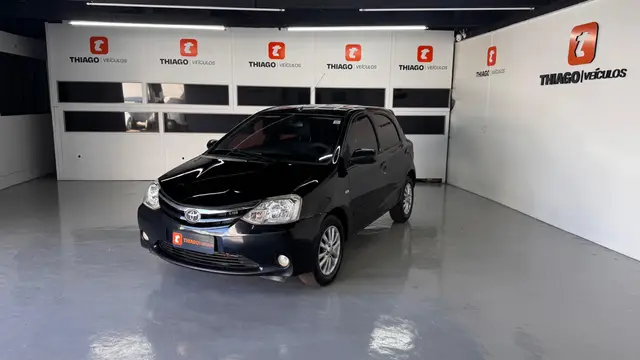 Carro Toyota Etios 2013 XLS 1.5 (Flex)