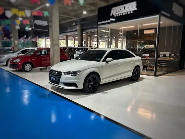 Carro Audi A3 2015 1.4 TFSI Attraction S Tronic