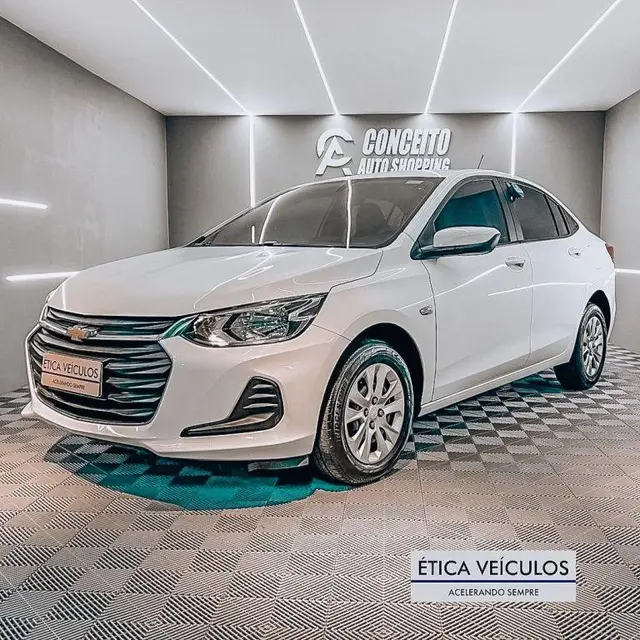Carro Chevrolet Onix Plus 2023 LT 1.0 Turbo