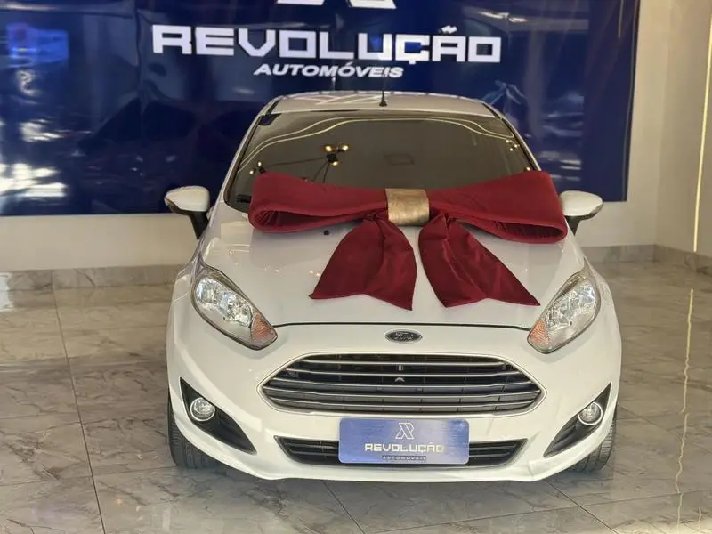 Ford Titanium Powershift 1.6 (Flex)