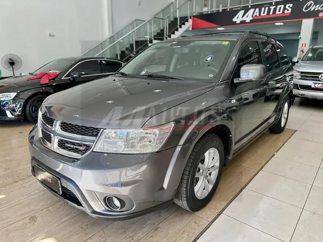 Carro Dodge Journey 2015 SXT 3.6 V6