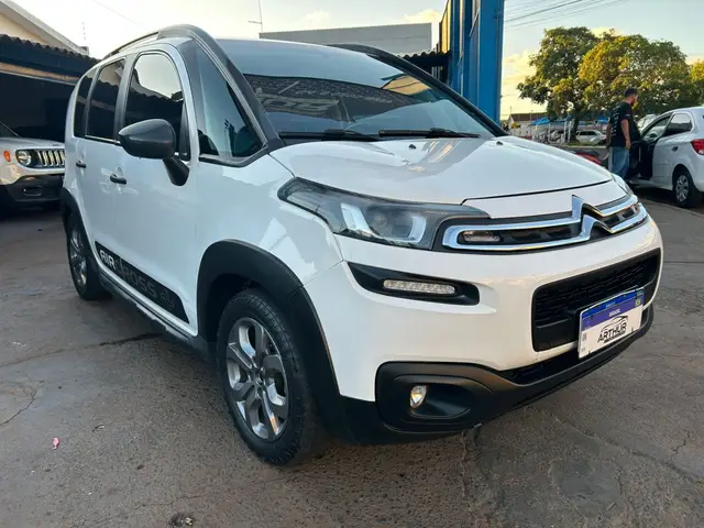 Carro Citroën Aircross 2020 1.6 16V Live (Flex) (Aut)
