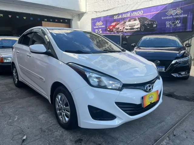 Carro Hyundai HB20S 2014 1.6 Comfort Plus (Aut) (Flex)