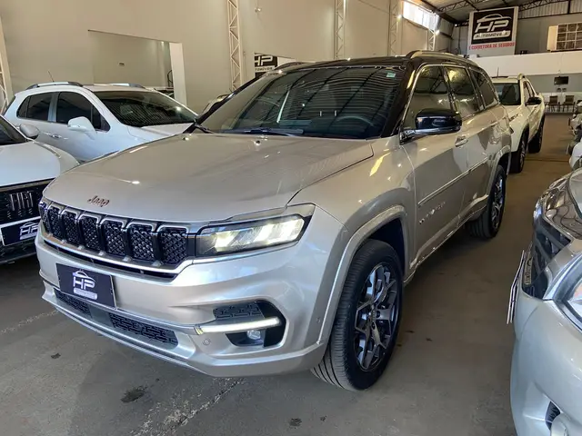 Carro Jeep Commander 2022 Overland TD380 Diesel 4x4 (Aut)
