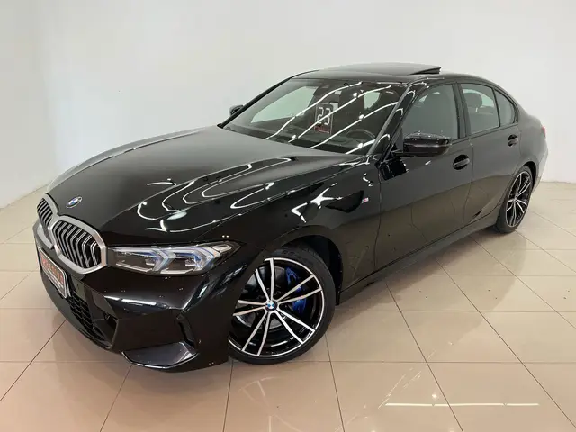 Carro BMW 320i 2023 M Sport 2.0 Turbo (Aut.)