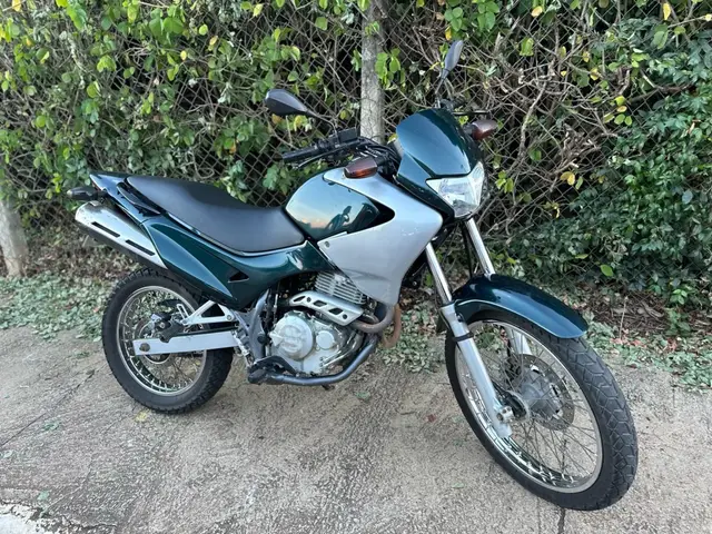 Moto Honda NX 4 Falcon 2001 400