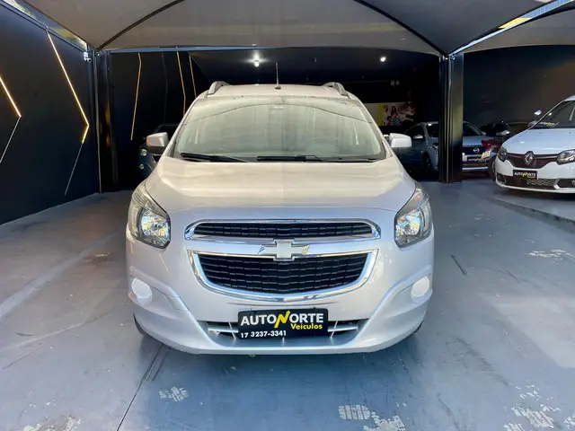 Carro Chevrolet Spin 2016 LT 5S 1.8 (Flex)