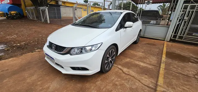 Carro Honda Civic 2015 LXR 2.0 i-VTEC (Aut) (Flex)