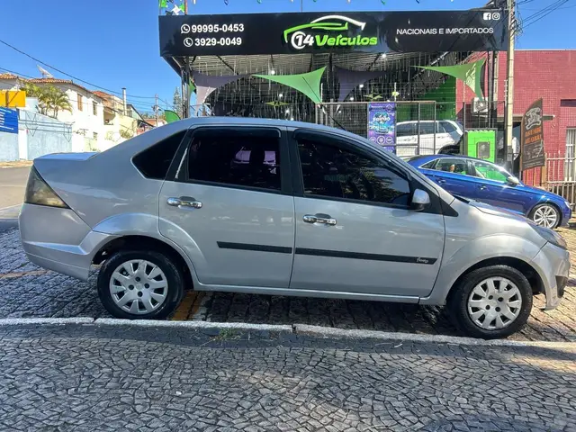 Carro Ford Fiesta Sedan 2012 1.0 Rocam (Flex)