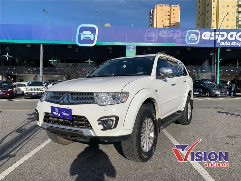 Mitsubishi Pajero 3.2 DI-D HPE 4WD (Aut)