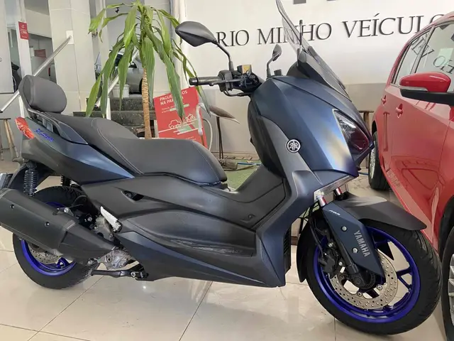 Moto Yamaha XMax 2023 ABS