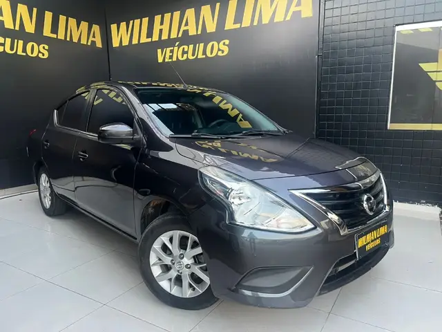 Carro Nissan Versa 2017 1.6 16V SV (Flex)