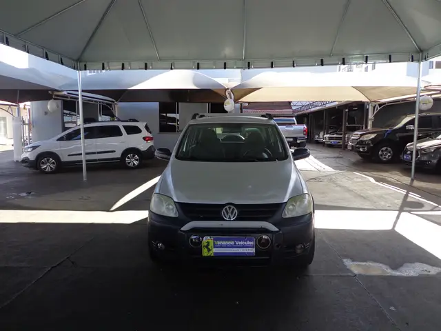 Carro Volkswagen CrossFox 2007 1.6 (Flex)