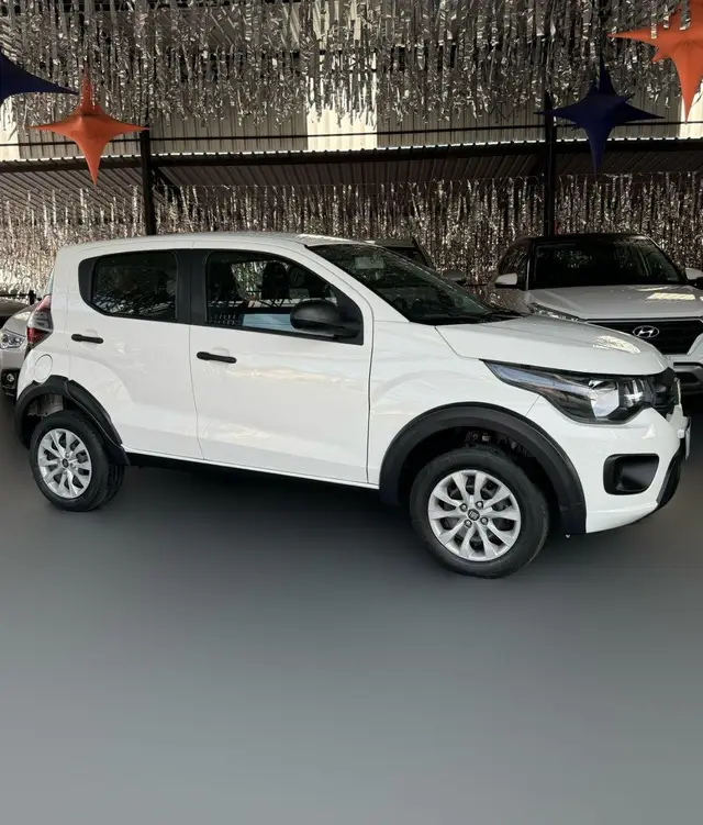 Carro Fiat Mobi 2023 Like 1.0 (Flex)