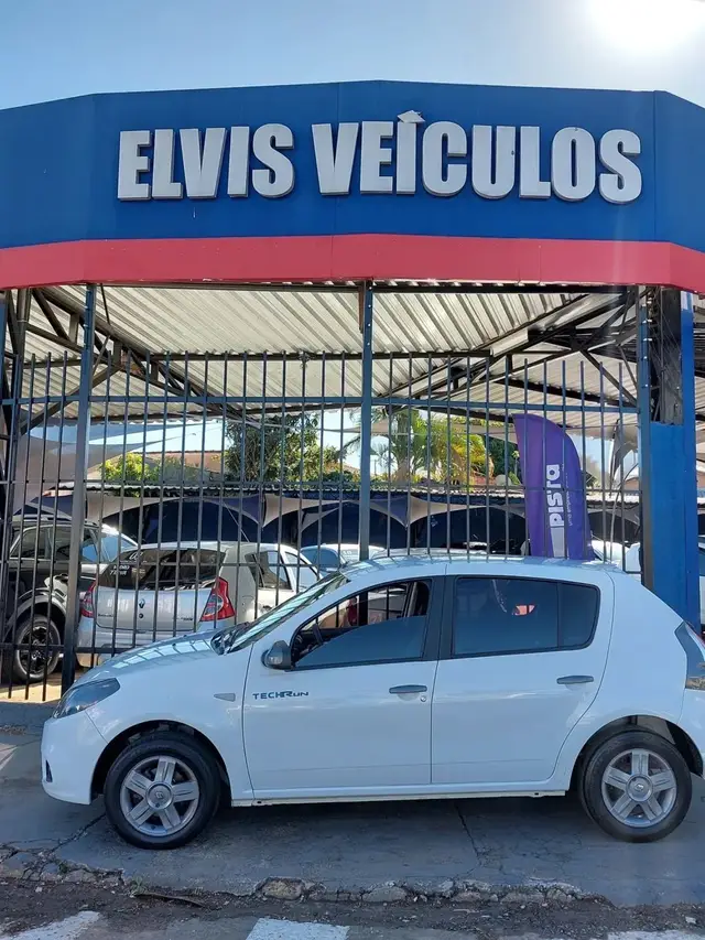 Carro Renault Sandero 2014 Tech Run 1.0 16V (Flex)
