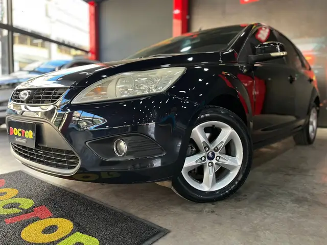 Carro Ford Focus Hatch 2009 GLX 2.0 16V Duratec