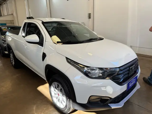 Carro Fiat Strada 2023 Endurance 1.4 Cabine Plus (Flex)