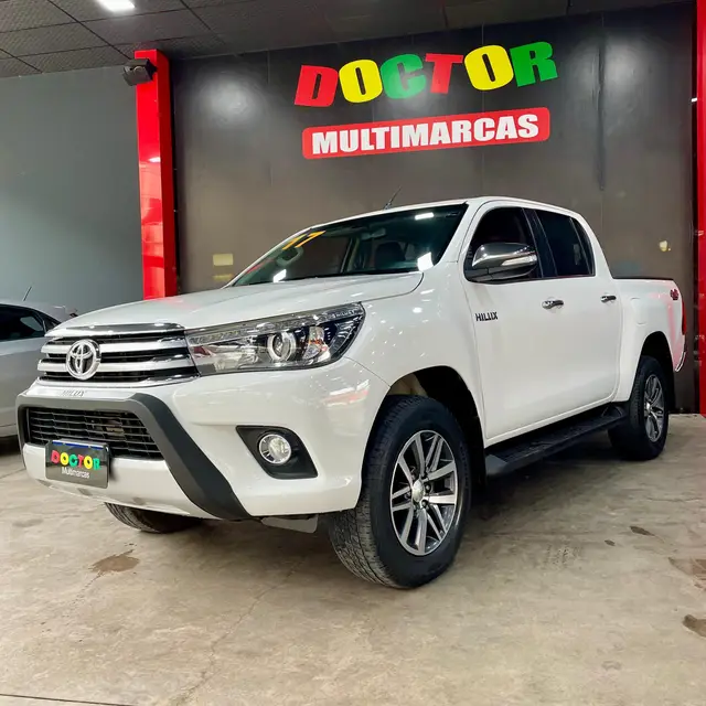 Carro Toyota Hilux Cabine Dupla 2017 Hilux 2.8 TDI SRX CD 4x4 (Aut)