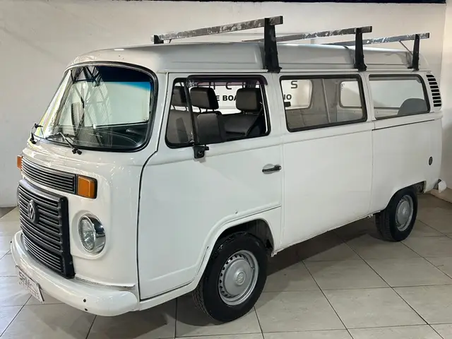 Carro Volkswagen Kombi Furgão 2008 Kombi Furgao 1.4 (Flex)