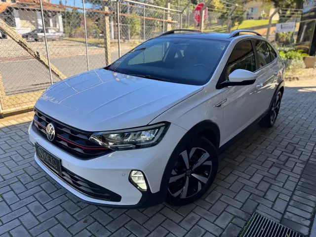Carro Volkswagen Nivus 2021 Highline 1.0 Turbo (Aut.)