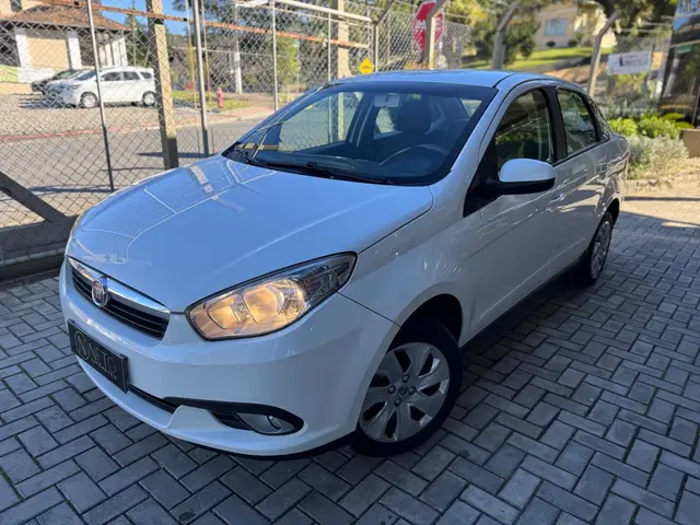 Carro Fiat Grand Siena 2016 Evo Attractive 1.4 8V (Flex)