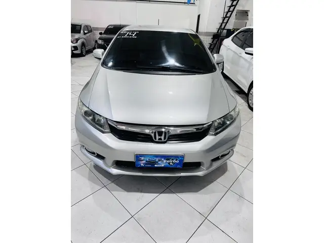Carro Honda Civic 2014 New  LXR 2.0 i-VTEC (Aut) (Flex)