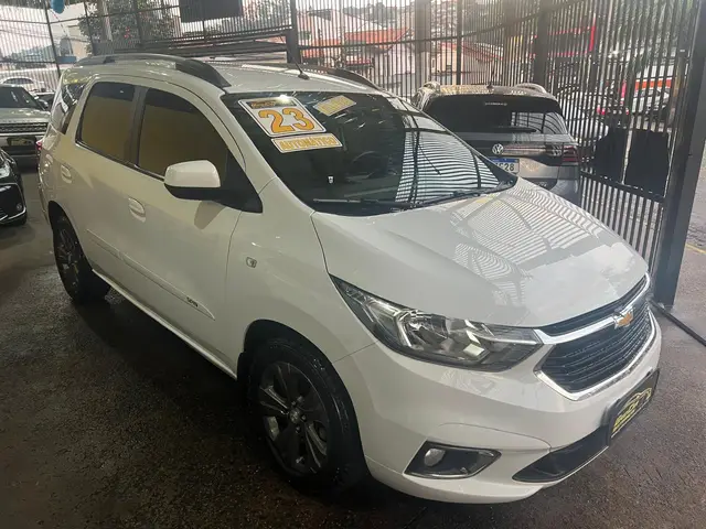 Carro Chevrolet Spin 2023 Premier 1.8 (Aut.)