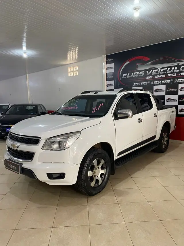 Carro Chevrolet S10 Cabine Dupla 2014 S10 2.8 CTDI LTZ 4WD (Cabine Dupla) (Aut)