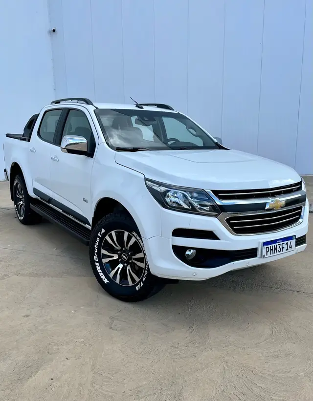 Carro Chevrolet S10 Cabine Dupla 2018 S10 2.5 ECOTEC SIDI LTZ 4x2 (Cabine Dupla) (Aut)