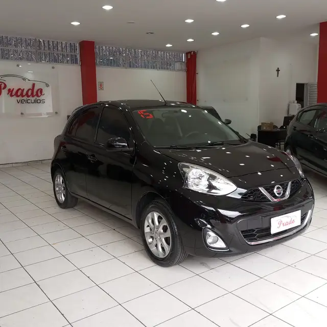Carro Nissan March 2015 1.0 12V SV (Flex)