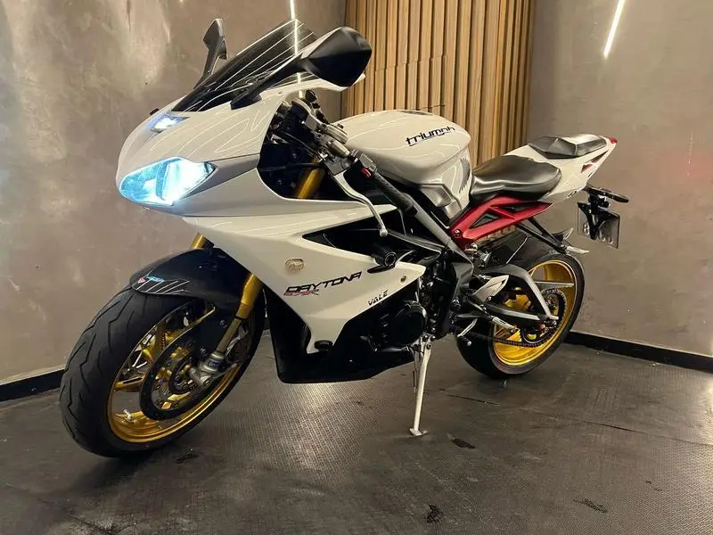 Triumph Daytona 675 (ABS)