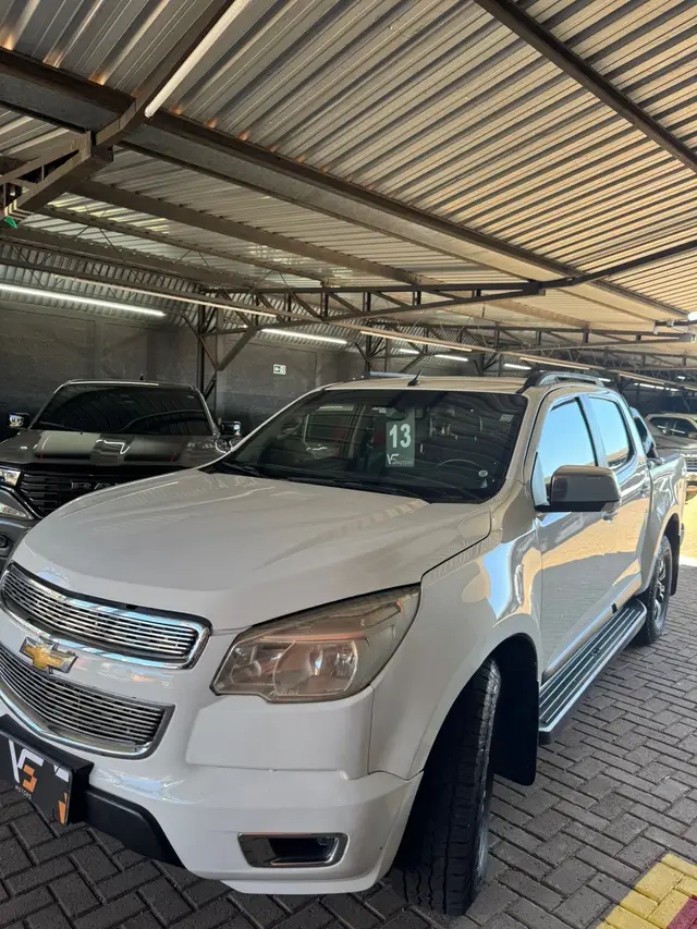 Carro Chevrolet S10 Cabine Dupla 2013 S10 2.8 CTDI LT 4WD (Cabine Dupla)