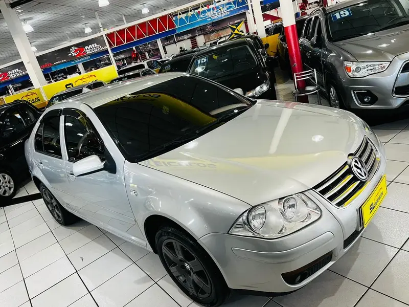 Volkswagen Bora 2.0 Flex 8v Aut.