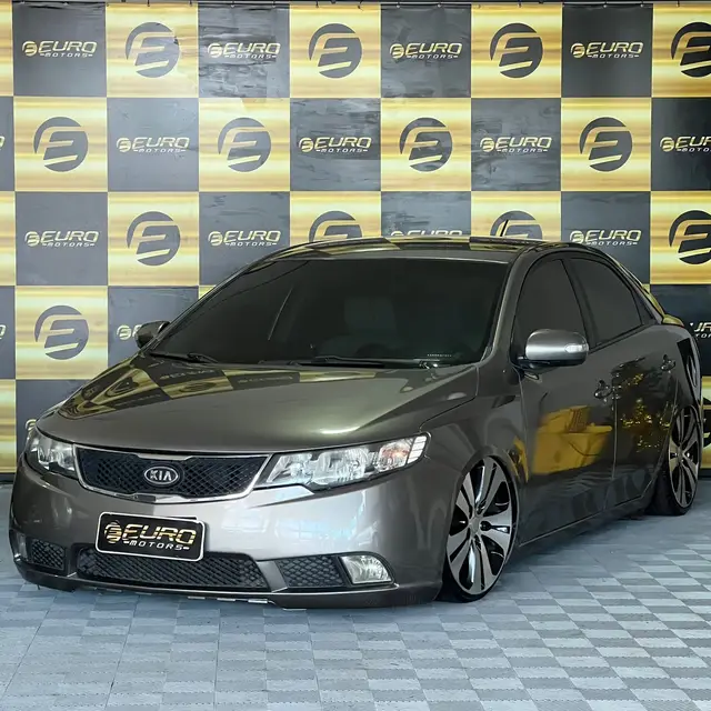 Carro Kia Cerato 2011 1.6 16V