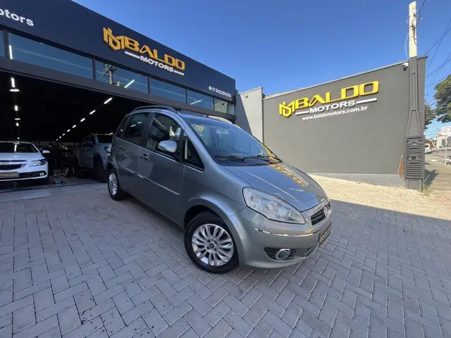 Carro Fiat Idea 2012 Essence 1.6 16V E.TorQ (Flex)