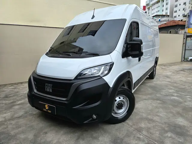 Carro Fiat Ducato 2025 MaxiCargo 2.2 Diesel (E6)