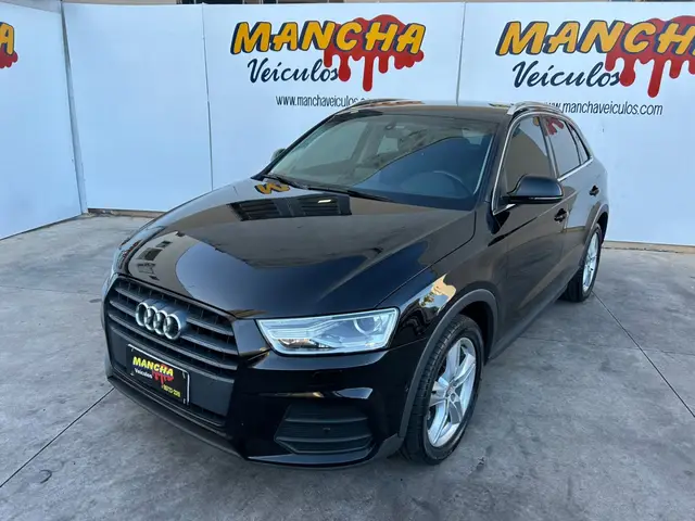 Carro Audi Q3 2018 1.4 TFSI Ambiente S Tronic