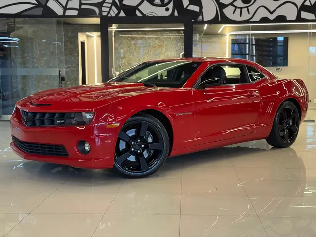 Carro Chevrolet Camaro 2011 6.2 2SS