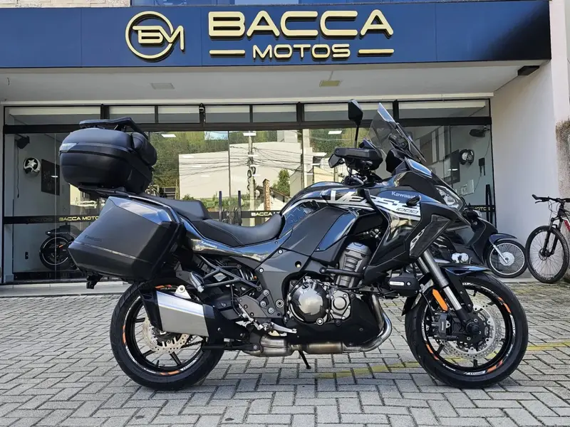 Kawasaki 1000 Grand Tourer
