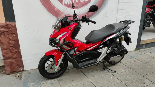 Moto Honda ADV 2023 ABS