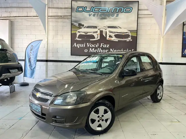 Carro Chevrolet Celta 2014 Advantage 1.0 (Flex)