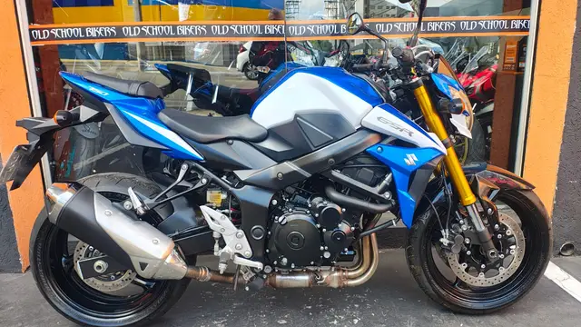 Carro Suzuki GSR 750 2016 GSR 750A