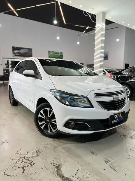Carro Chevrolet Onix 2015 1.4 Effect SPE/4