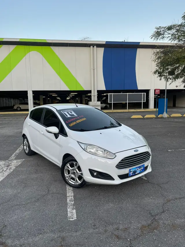 Carro Ford New Fiesta Hatch 2014 New Fiesta SE 1.6 16V PowerShift