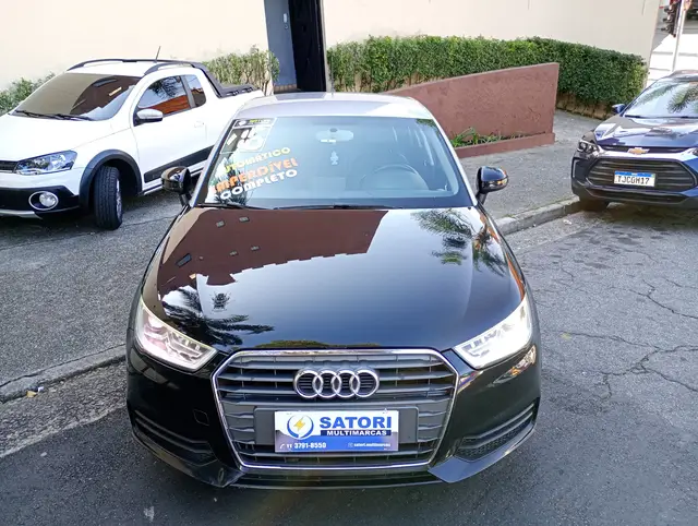 Carro Audi A1 2016 1.4 TFSI Sportback Attraction S Tronic