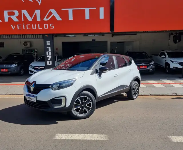 Carro Renault Captur 2021 Life 1.6 16v SCe CVT (Flex)
