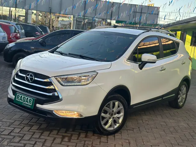 Carro JAC T5 2017 JET 1.5 16V (flex)