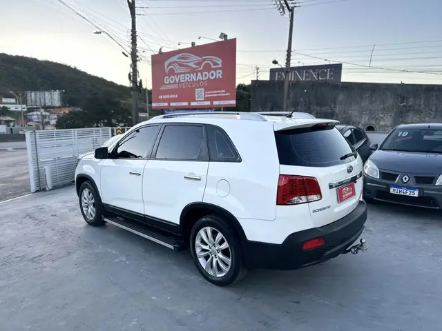 Carro Kia Sorento 2011 EX 2.4 16V (aut)(S.356)