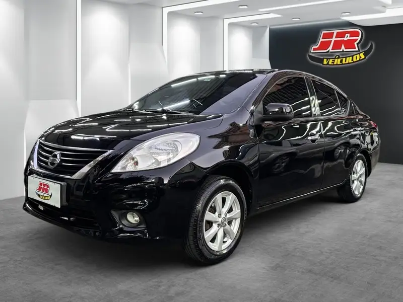 Nissan Versa 1.6 16V SL (Flex)