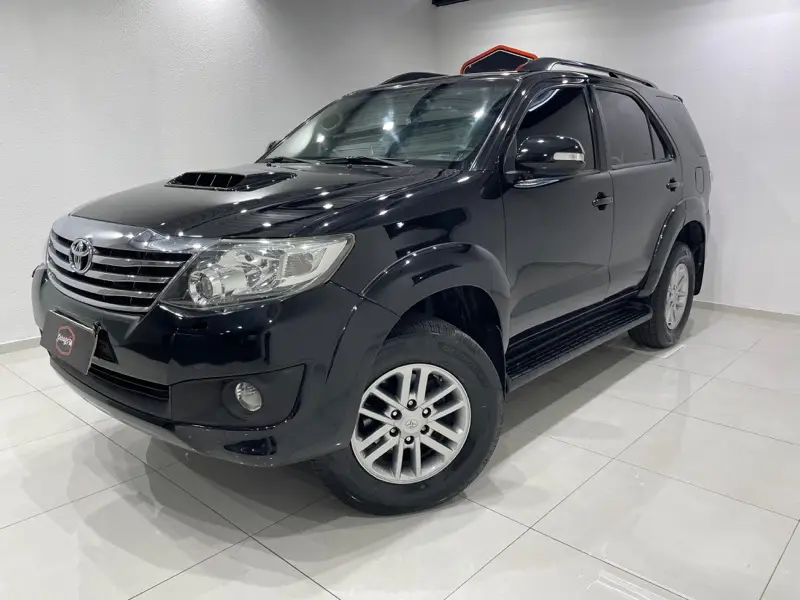 Toyota SRV 3.0 4X4 (7 Lugares)
